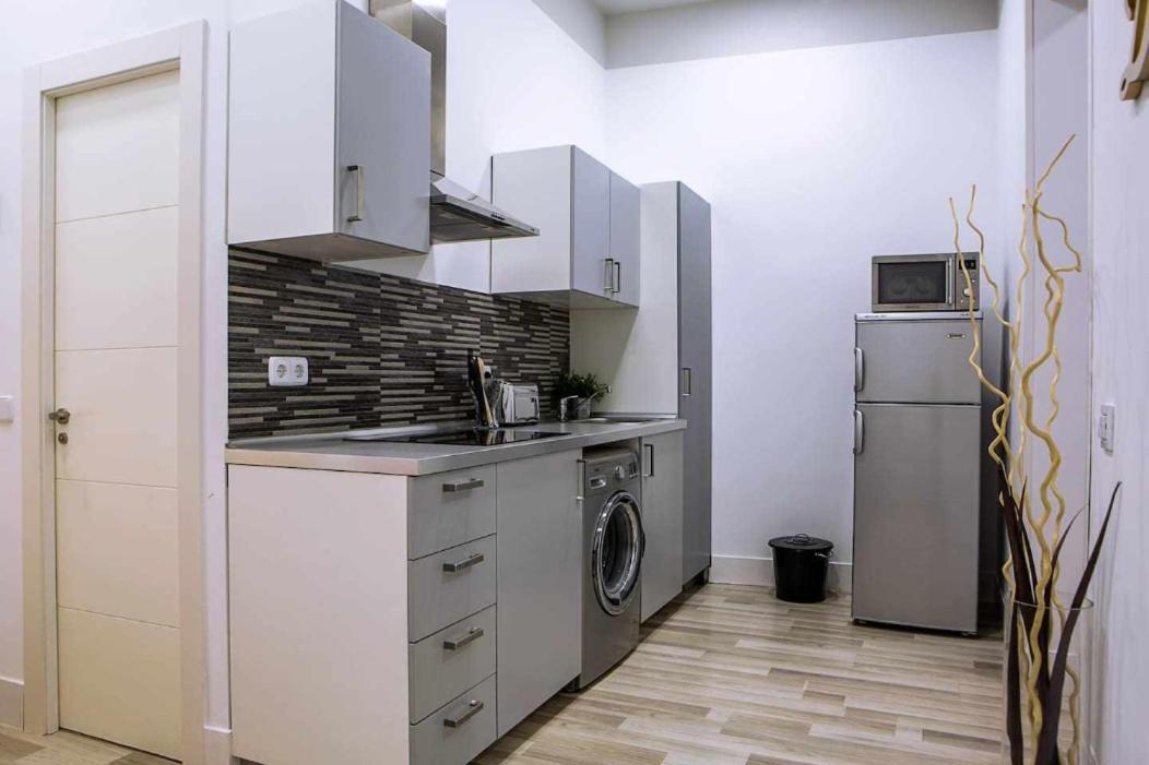 Apartamento en el corazón de Madrid. +Netflix :-) Exterior foto